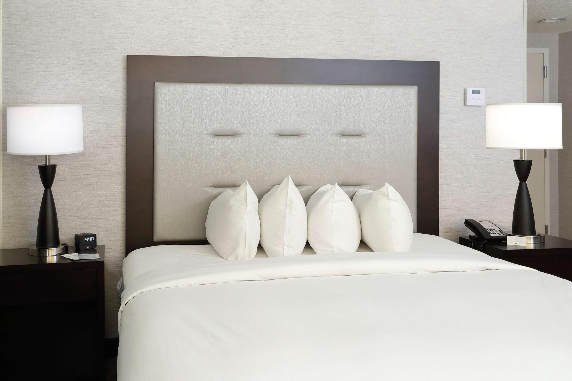 ดับเบิลทรี บาย ฮิลตัน บอสตัน เวสต์โบโร Hotel ภายนอก รูปภาพ