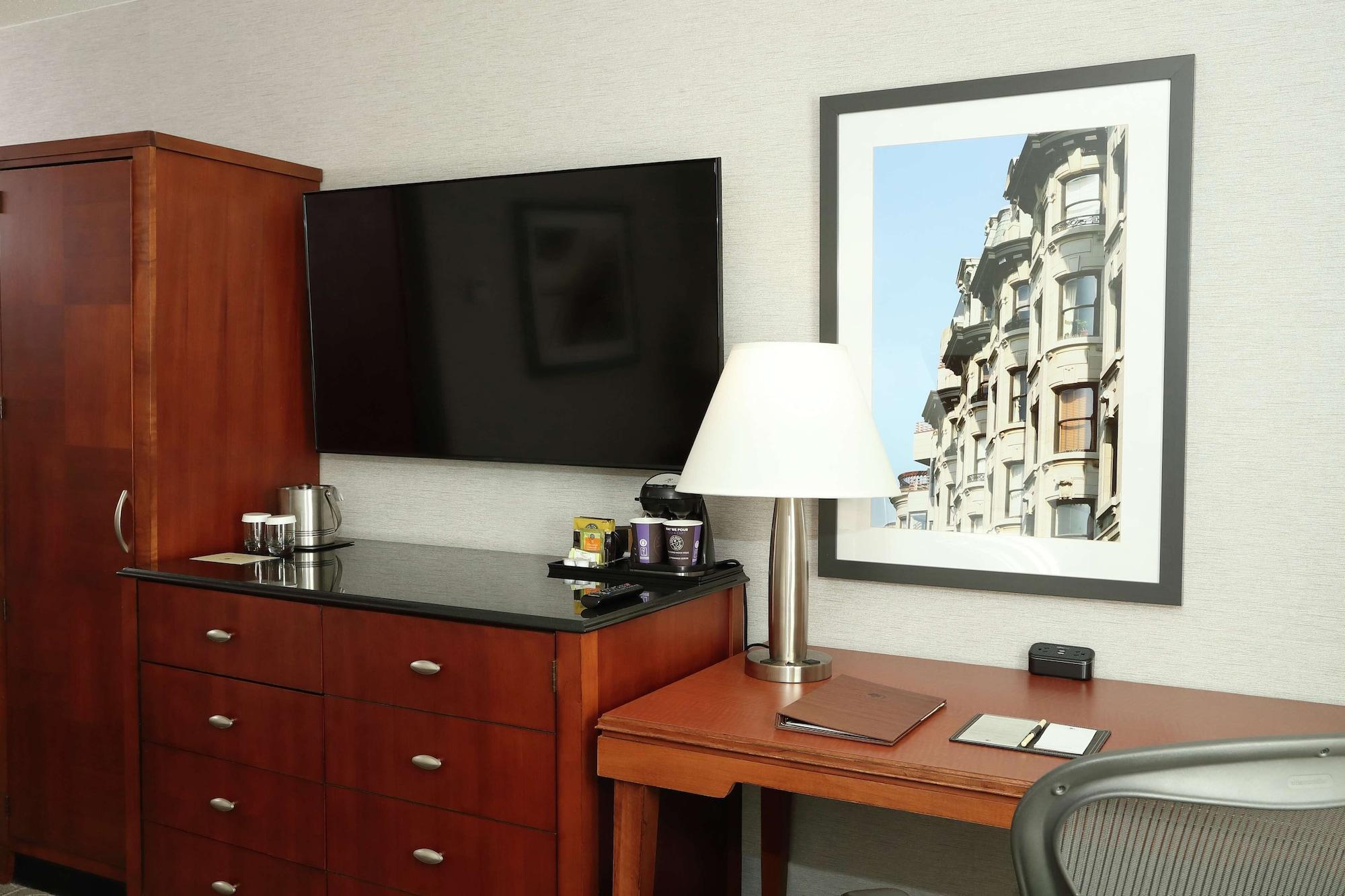 ดับเบิลทรี บาย ฮิลตัน บอสตัน เวสต์โบโร Hotel ภายนอก รูปภาพ