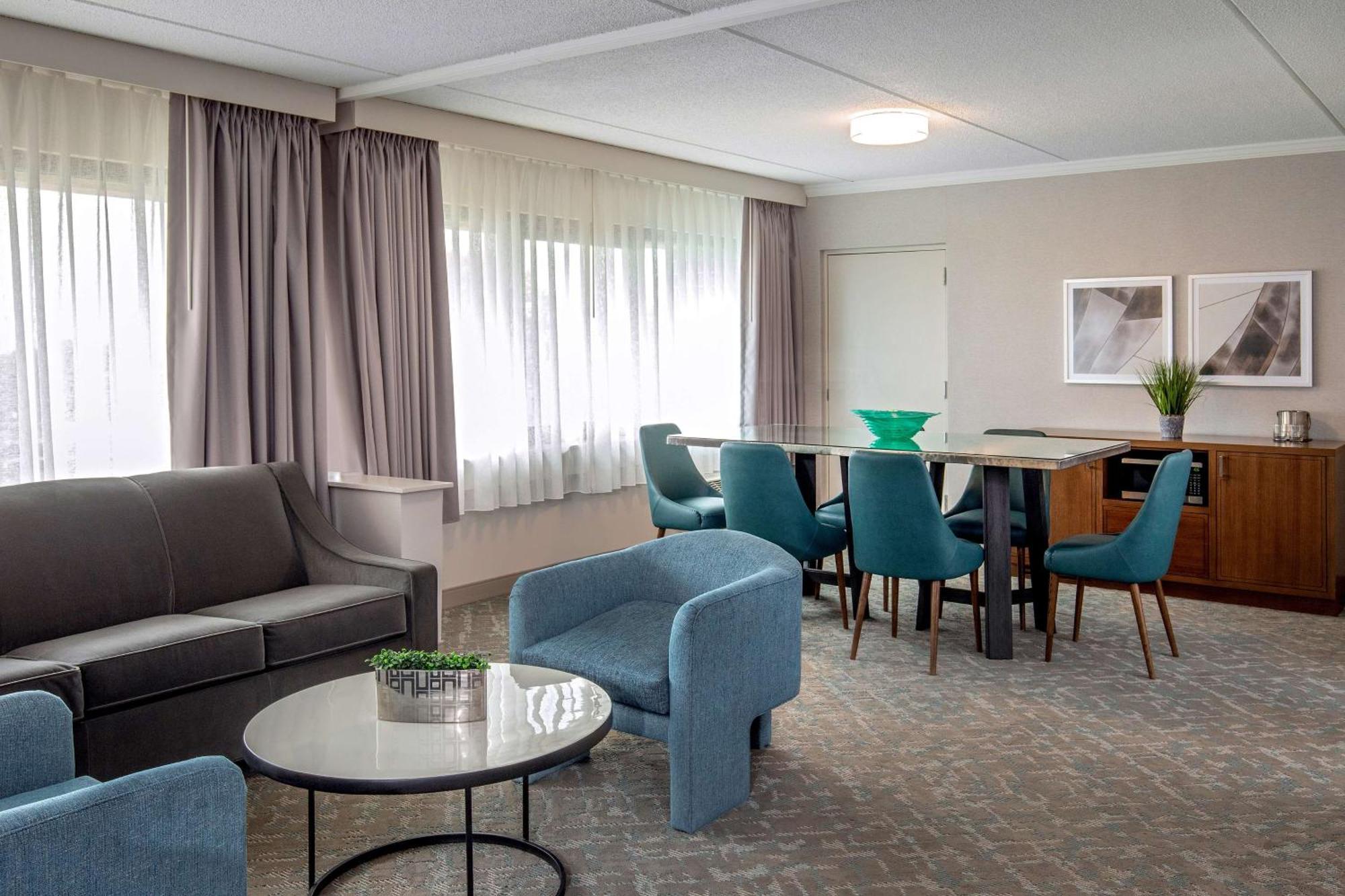 ดับเบิลทรี บาย ฮิลตัน บอสตัน เวสต์โบโร Hotel ภายนอก รูปภาพ